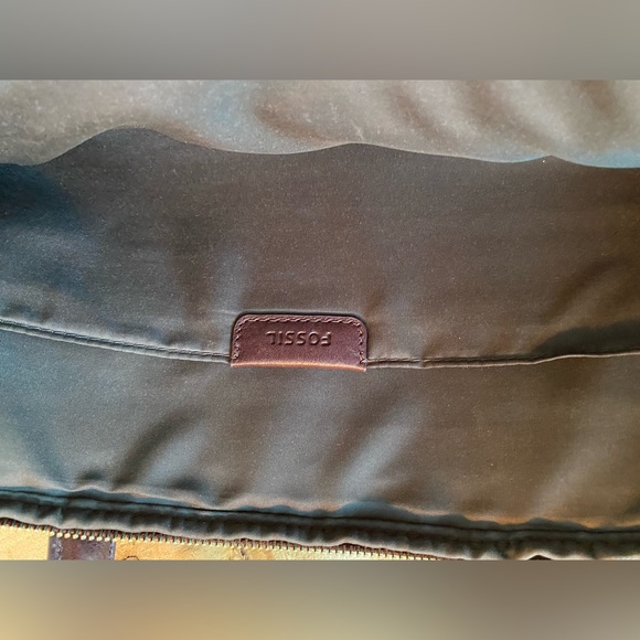 Fossil Briefcase - Picture 3 of 3